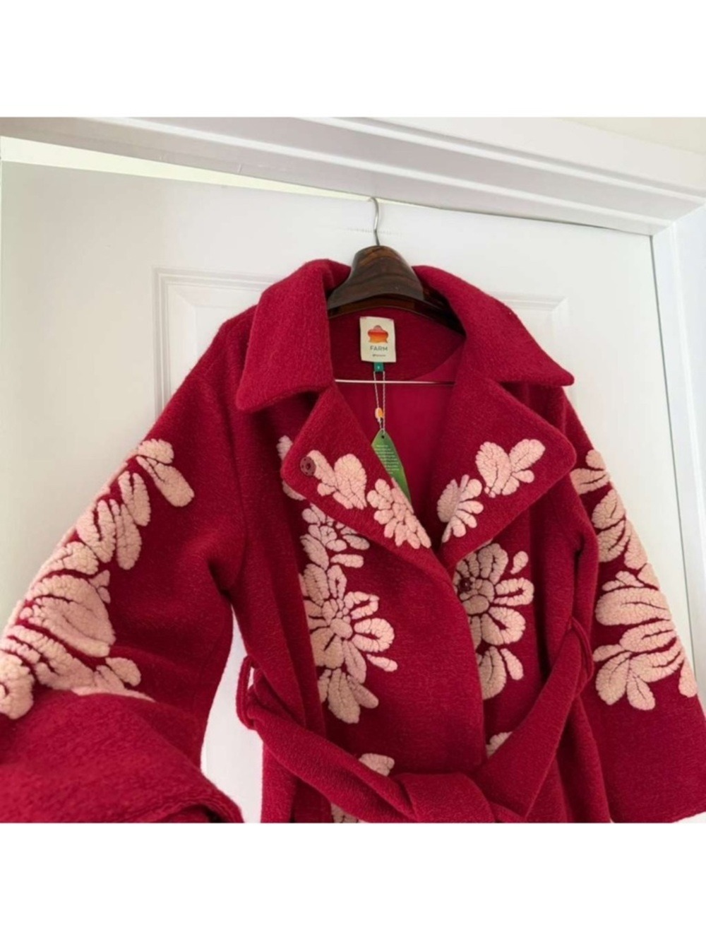 FARM Rio Burgundy Bold Flowers Fleece - Picture 2 of 8